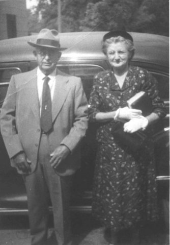 elishanewtonhenryjuliacampbellhenry1956.jpg